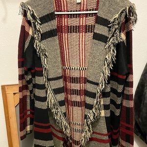 Heavy sweater/cardigan. Burgundy and black size L